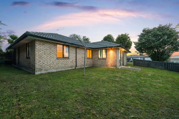 29 Woodbank Drive Glen Eden_14