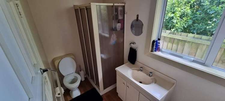 73 Frankleigh Street Somerfield_18