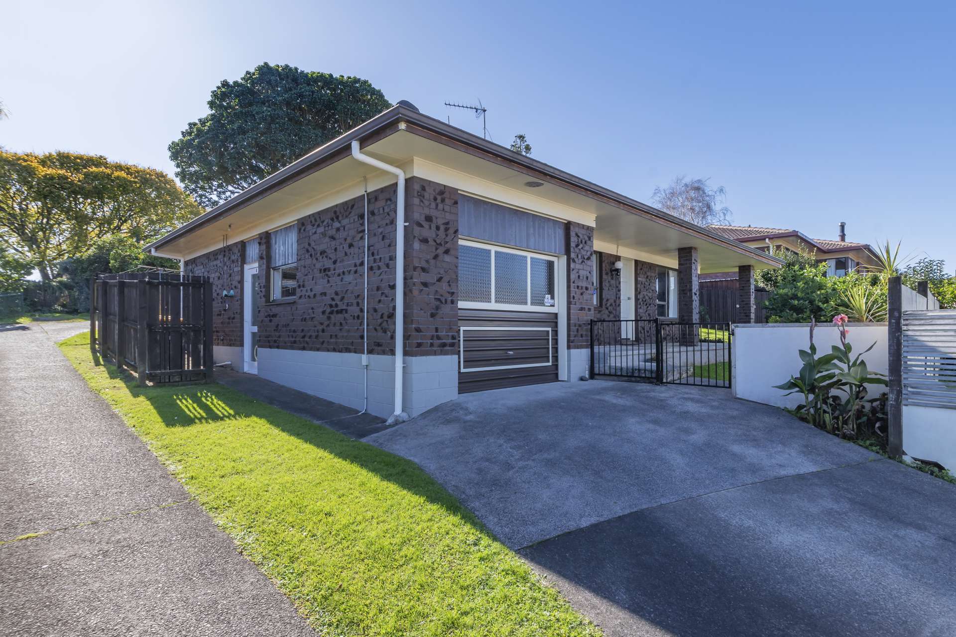 2/40 Gills Avenue Papakura_0