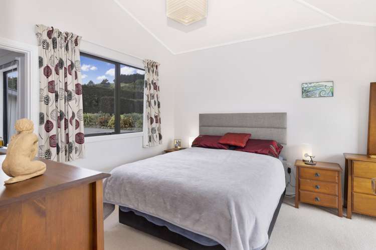 225 Waitohu Valley Road Otaki_34