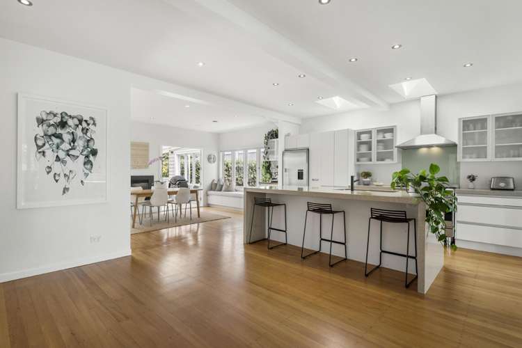 165 Vauxhall Road Narrow Neck_7