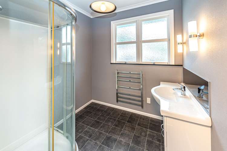 75 Anzac Parade Whanganui East_5