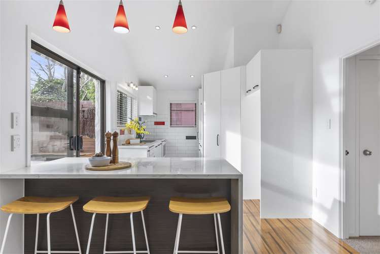 1/6 Fortunes Road Half Moon Bay_8