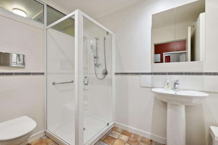 6 Doon Street Vauxhall_11