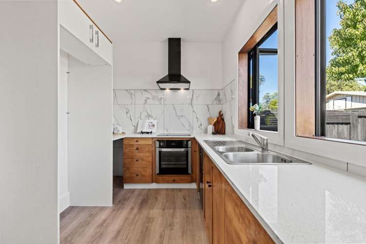 197 Barrington Street Somerfield_10