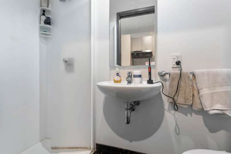 318/133 Beach Road Auckland Central_4