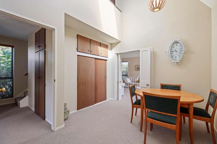 2/4 Gatonby Place_4