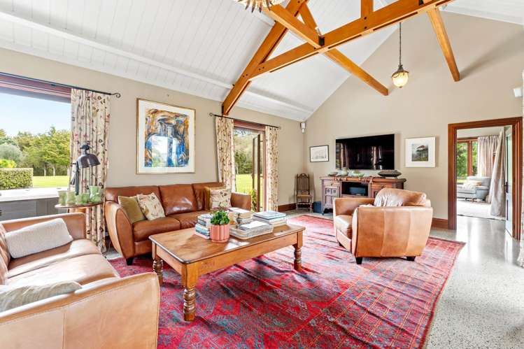 94 Oak River Drive Matakana_8