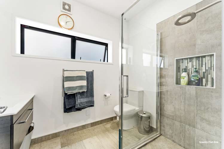 22 Runway Rise Dairy Flat_16