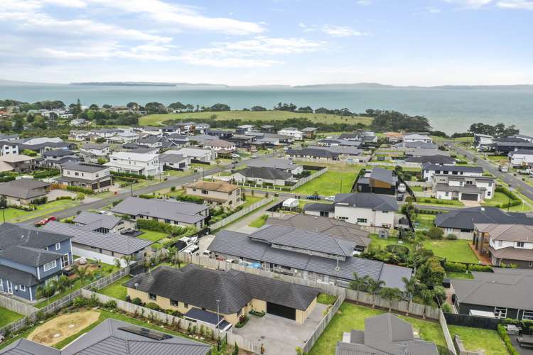 78 Liberty Crescent Beachlands_21