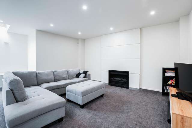 38a Oakwood Grove Eastern Beach_3