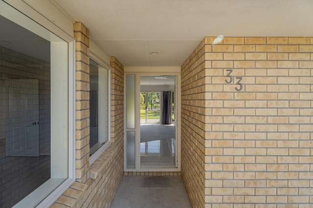 33 Hawk Hill Crescent Cooks Beach_3