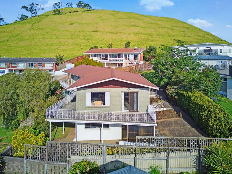 5 Conifer Lane Mangere Bridge_12