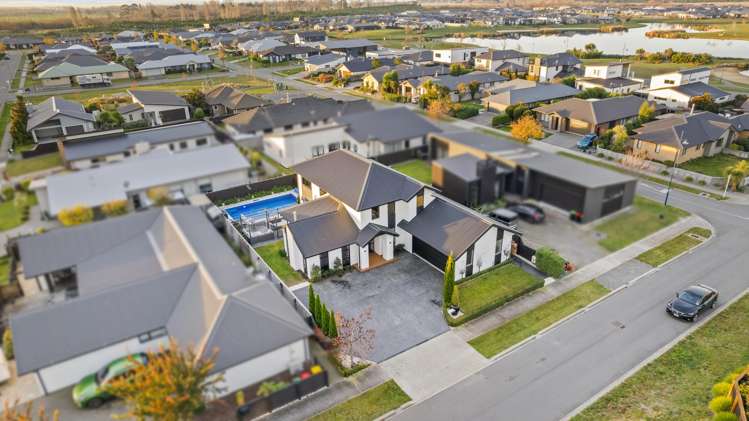 8 Chimera Street Pegasus_38