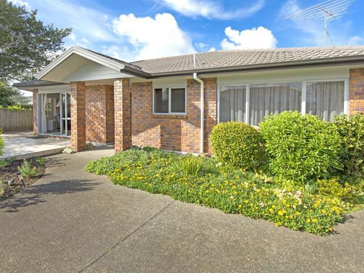 76 Florence Avenue Orewa_15