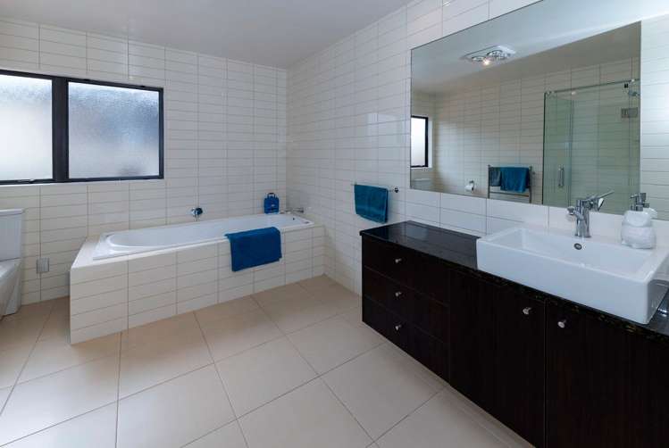 6 Kinmont Rise East Tamaki Heights_22