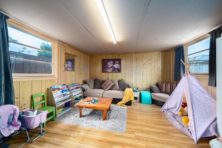 80 Pine Avenue Ebdentown_11