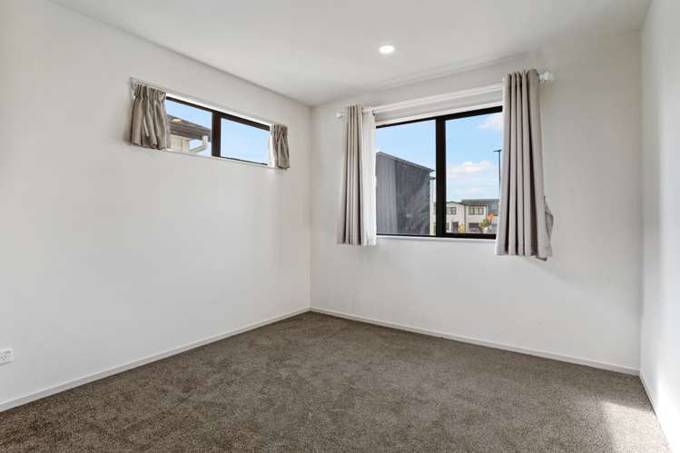 70 Kano Way Hobsonville_13