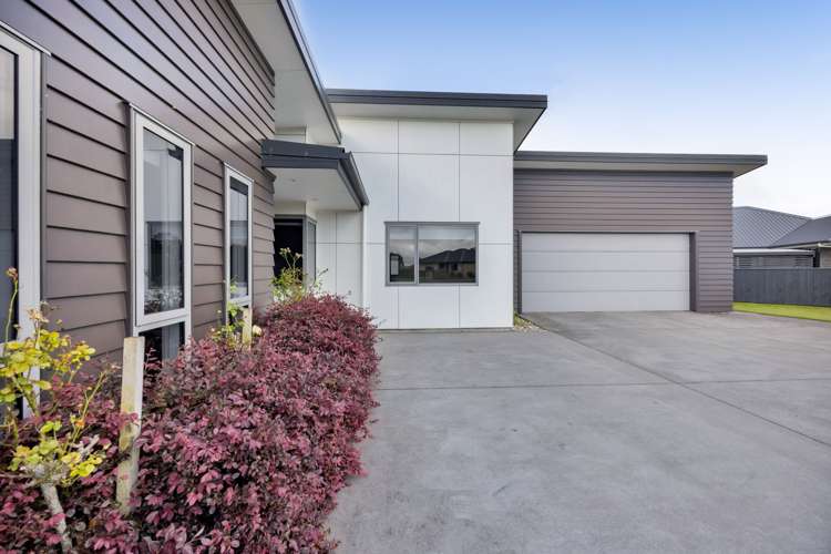 7 Mercade Close Stratford_4