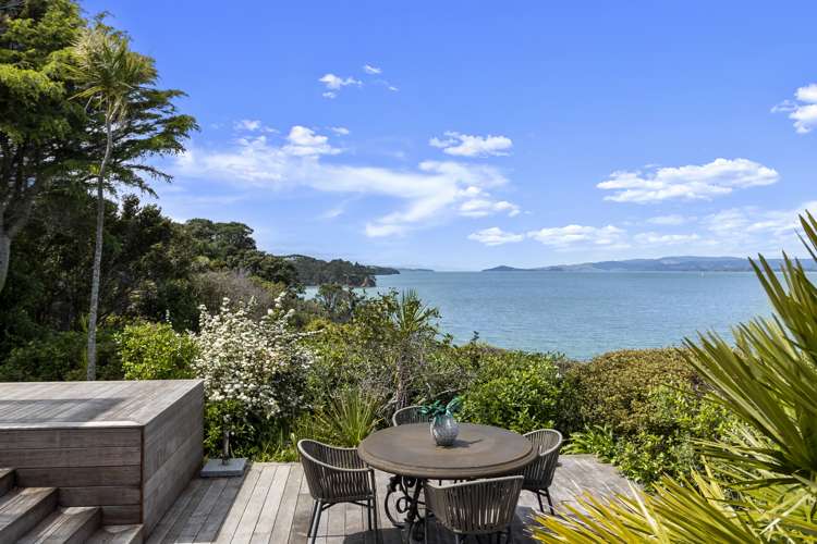 66 Kennedy Point Road Surfdale_27