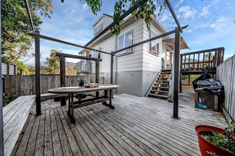 2/116 Bradbury Road Highland Park_11