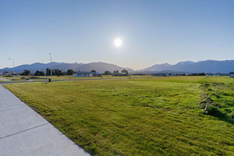 115 Tukare Loop Te Anau_8