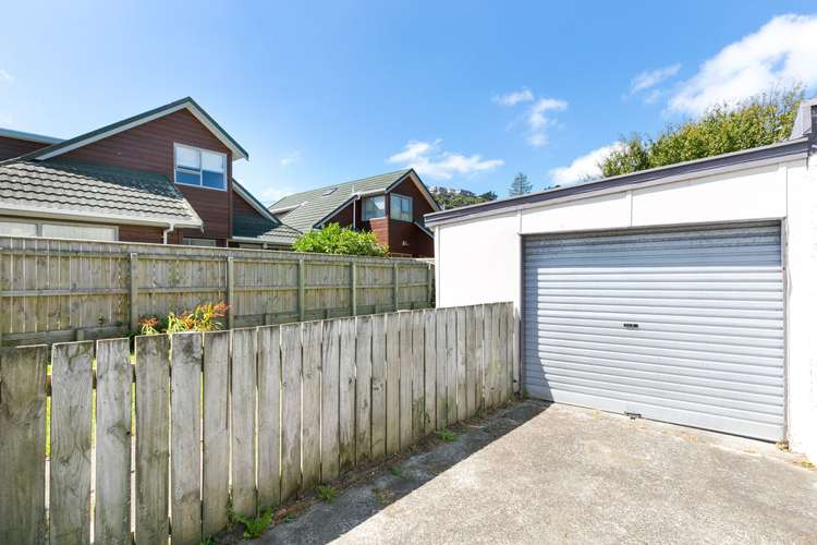 117 The Parade Island Bay_21