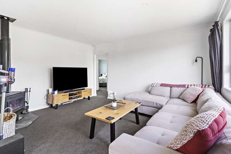 222 High Street North Carterton_5