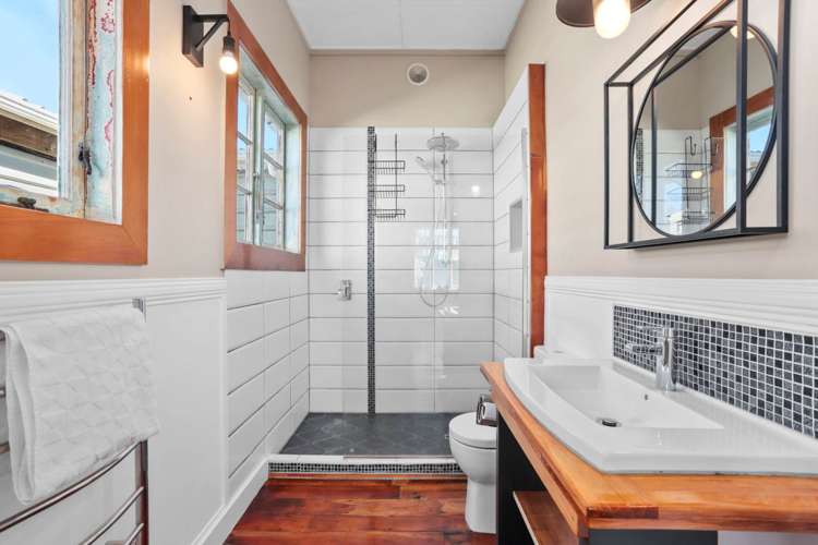 913 Peak Road Helensville_17