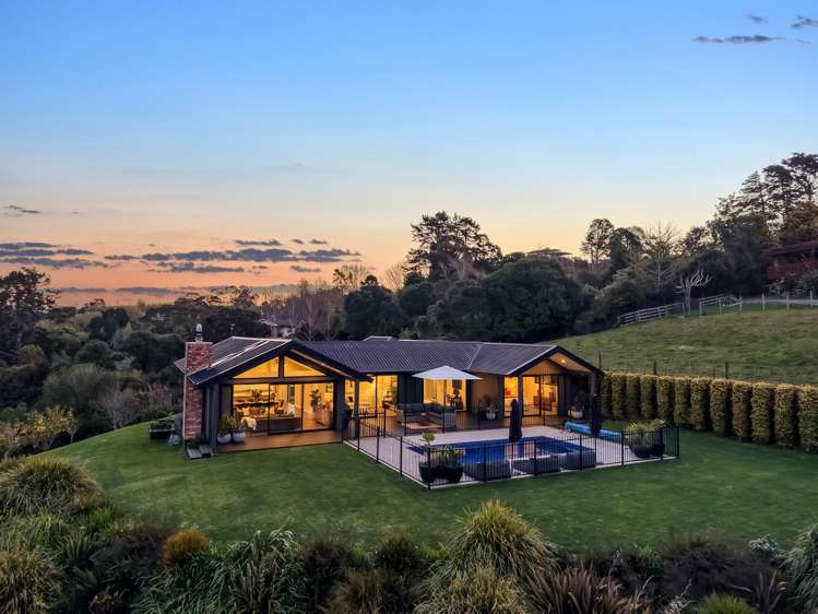 226 Whitford Road Whitford_27