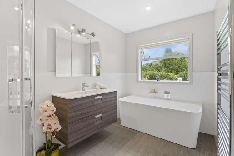 140 School Road Te Horo_16