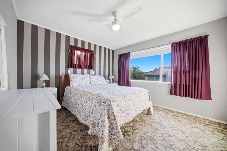 12 Celeste Place Totara Vale_7