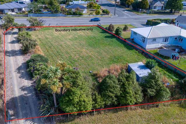 Prime Residential Section for Sale - 1,391m² with No Covenants!