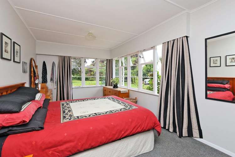 885 Park Road South Longlands_18