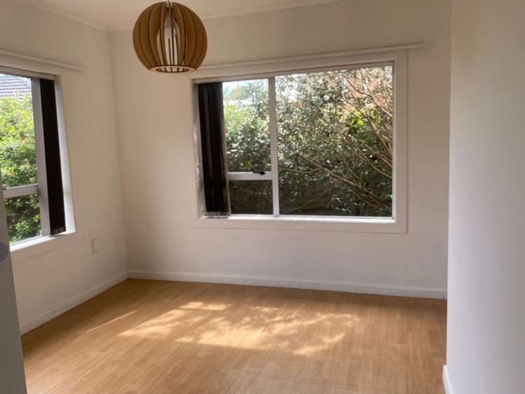 1/1 Picton Street Howick_12