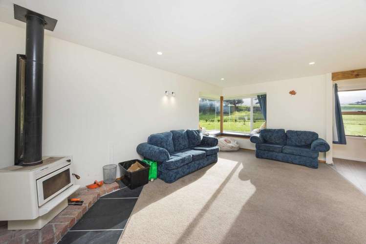 627 Pinfold Road_1
