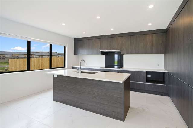 3 Korowhiti Road Clarks Beach_1