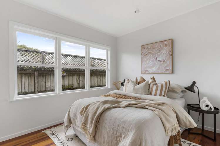 11a Divich Avenue Te Atatu South_11