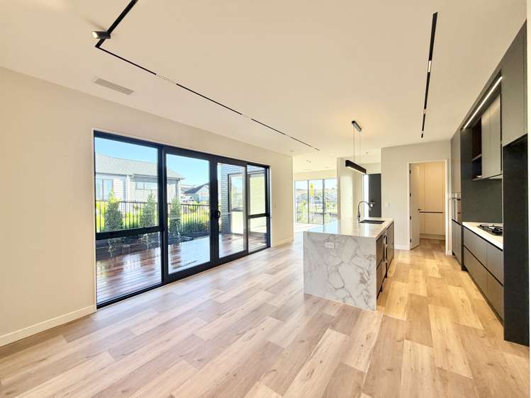15 Tukutata Crescent Milldale_5
