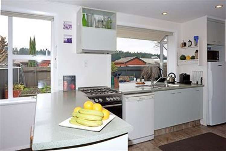 82 Russell Street Alexandra_5