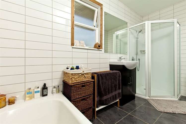 5 Taioma Crescent Te Atatu Peninsula_8