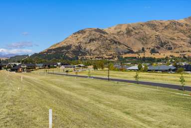 Pembroke Terrace, Avalon Station Drive_2