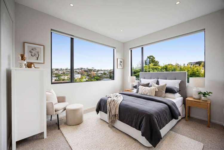 2/520 Beach Road Murrays Bay_11