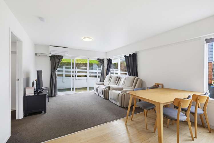 8/32 Akaroa Drive Maupuia_4