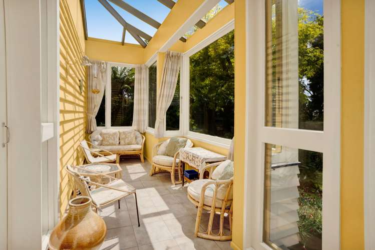 33 James Street Inglewood_11