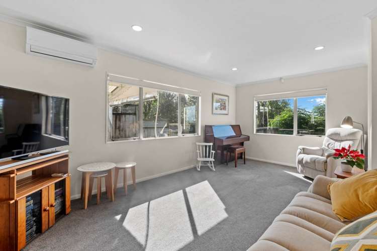 8a Hauraki Crescent Pinehill_8