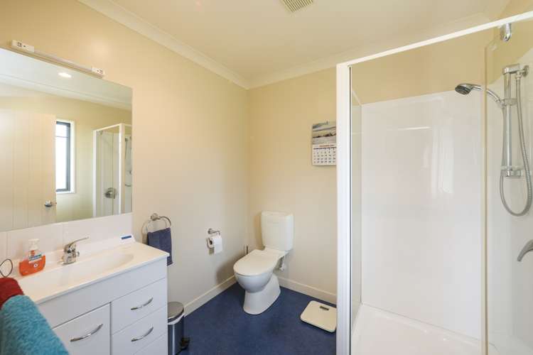 20 Henley Court Highbury_13