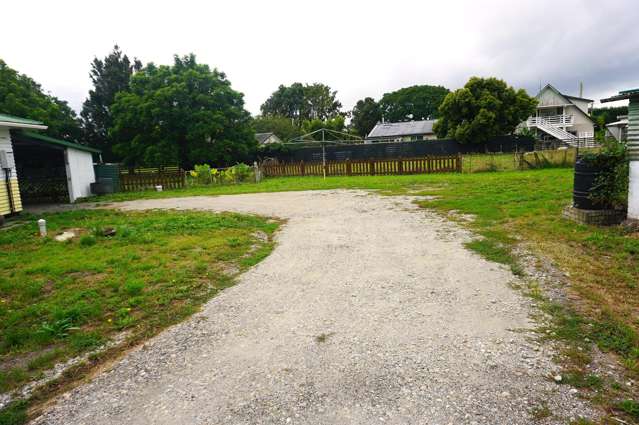 1 River Road Matawhero_4