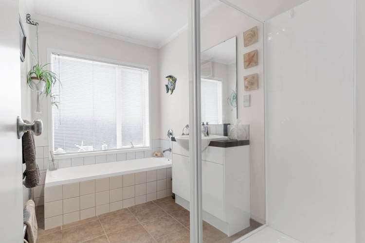 14 Seabreeze Road Mangawhai Heads_17