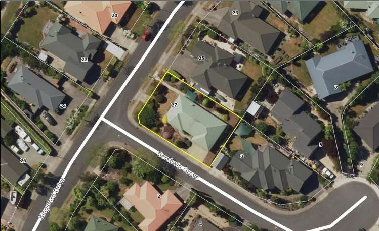 27 Kingsford Drive Stoke_26